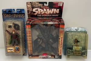 lot 173 image: Vintage SPAWN Jyaaku The Nightmare & The Lord Of The Rings Action Figures (NIB)