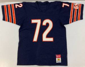 lot 242 image: Vintage MacGregor Chicago Bears #72 William Perry The Fridge Size L