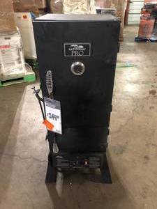 lot 34 image: Masterbuilt 30 in. Dual Fuel Propane Gas and Charcoal Smoker in Black, 731 sq. in. of Cooking Space Slight Damage  Customer Returns See Pictures