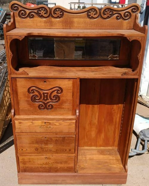 lot 48 image: Antique Bookcase Secretary locking China cabinet