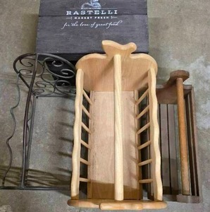 lot 58 image: WineMagazine Rack