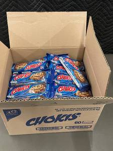 lot 10 image: KS2 - Box of 60 Chokis Chocolate Chip Cookies 2.01 oz Packs