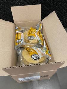 lot 15 image: Box of La Tortilla Factory Handmade Style Tortillas - 96 Count