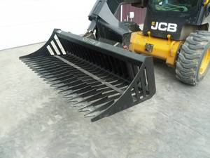 lot 22 image: Rock Bucket 66