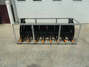 lot 18 image: Hay & Grass Grapple 78
