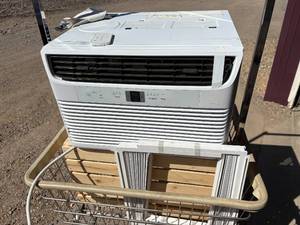 lot 2-F2025 image: Works Great Frigidaire Electrolux window air conditioner model FHWW082WCE 8000 BTU per hour 720 W CEER 10.9 comes with remote