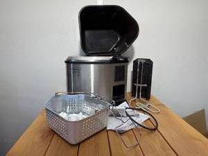 lot 8-F2025 image: Butterball Indoor Electric Tukey Fryer XL Safe up to 20 lb turkey. Fry, Steam or Boil Professional Servies