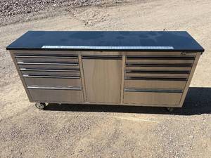 Like New 6' 11 Drawer Montezuma Mobile Work Bench