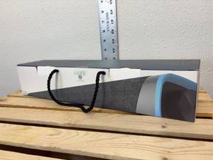 lot 34-F2025 image: New inbox Lux living 15 inch diagonal sound bar 360 stereo sound USB power supply. Does not indicate that it has Bluetooth