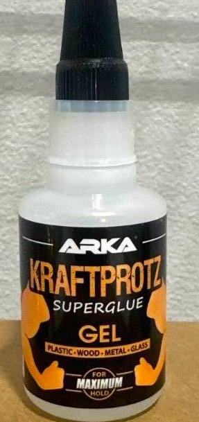 lot 4 image: Worlds Best German Super Glue Gel