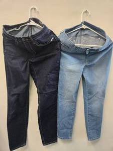 lot 9 image: Lots of 2 Womens Jeans (NEW) FDJ and IMAN Sizes 16 and 6W