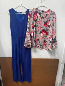 lot 112 image: Lots of Ladies Tops, Dresses and Apparel- (NEW) - Size M, IMAN & Jorge Perez