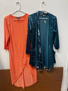 lot 116 image: Lots of Ladies Tops, Dresses and Apparel- (NEW) - Size M, Indigo Thread & Kate and Mallory