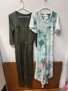lot 118 image: Lots of Ladies Tops, Dresses and Apparel- (NEW) - Size M, META & Kate and Mallory