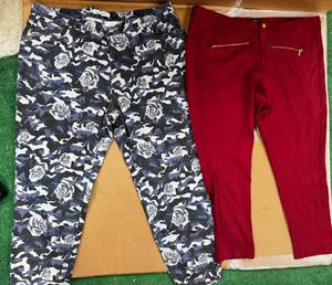 lot 208 image: Ladies Bottoms - Sizes 22W, Indigo Thread, IMAN (NEW)