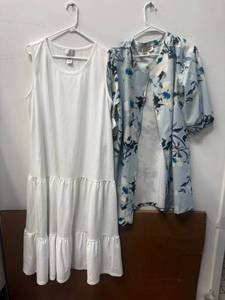 lot 43 image: Ladys Tops, Dresses & Apparel - Sizes XL