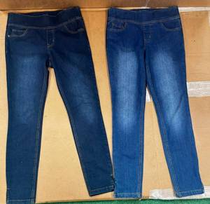 lot 220 image: Ladies Bottoms - Sizes L, One world (NEW)