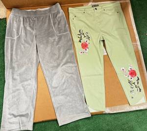 lot 233 image: Ladies Bottoms - Sizes 1X, Kate and Mallory (NEW)
