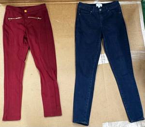 lot 245 image: Ladies Bottoms - Sizes 2, IMAN and Oso Casuals (NEW)