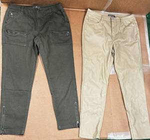 lot 247 image: Ladies Bottoms - Sizes 8, Kate and Mallory (NEW)