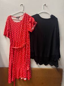 lot 185 image: Ladies Tops, Dresses & Apparel - Sizes XL, Kate and Mallory, Indigo Thread (NEW)