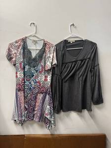 lot 189 image: Ladies Tops, Dresses & Apparel - Sizes S, Oneworld, Kate and Mallory (NEW)