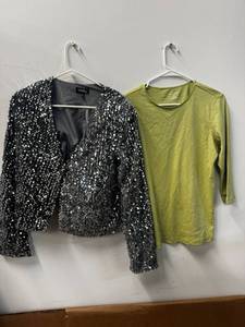 lot 199 image: Ladies Tops, Dresses & Apparel - Sizes M, ModX and Chrisopher Banks (NEW)