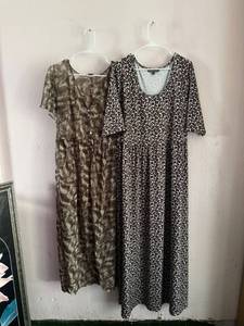 lot 135 image: Lots of 2 Ladies Dresses  (NEW) - Size 1X,Kate & Mallory