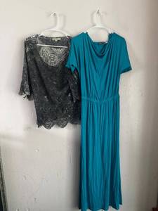 lot 141 image: Ladies Tops, Dresses & Apparel - Sizes M, Kate & Mallory and Indigo & Thread (NEW)