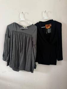 lot 149 image: Ladies Tops, Dresses & Apparel - Sizes S, Indigo Thread & IMAN (NEW)
