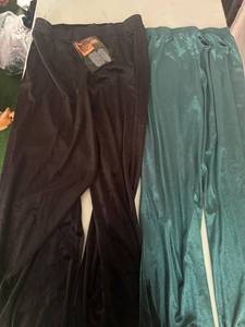 lot 166 image: Ladies Bottoms - Sizes M, IMAN (NEW)