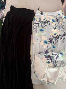 lot 167 image: Ladies Bottoms - Sizes XS, Kate and Mallory, Jorge Perez (NEW)