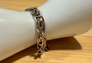 lot 34G image: 7 Sterling Silver Snail Link Bracelet