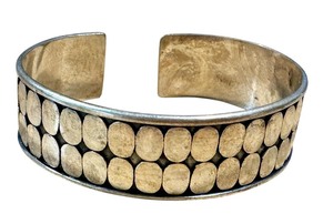 lot 40G image: Vintage Silver Cuff Bracelet with Circular Detailing