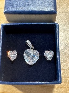 lot 74G image: Stauer Love Diamond Aura Heart Pendant and Earring Set