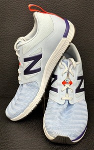 lot 72 image: New Balance 577 Tennis Shoes - Size 7