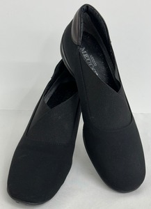 lot 83 image: Sesto Meucci Black Flats - Size 6 12