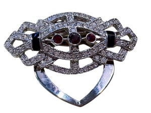 lot 18J image: Art Deco Style Brooch with Red and Clear Crystals