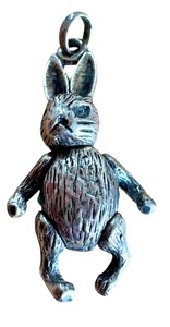 lot 23A image: Sterling Silver Articulated Rabbit Charm Pendant