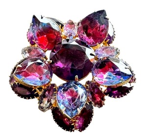 lot 28J image: Vintage Julianna Brooch with Multi-Colored Rhinestones