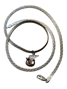 lot 101G image: Vintage Italian 925 Silver Necklace with Viking Ship Pendant