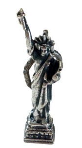 lot 109G image: Vintage Sterling Silver Statue of Liberty Charm 1.2 inches