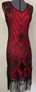 lot 88 image: 1920s Style Sequin Fringe Hem Beaded Art Deco V Neck Sleeveless Dress - Size Small
