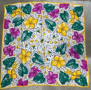 lot 65 image: Colorful Vintage Emanuel Ungaro Designer Scarf