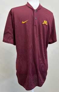 lot 71M image: MN Gophers Nike Dri-Fit Shirt