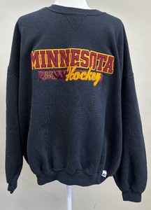 lot 28M image: MN Gopher Hockey Sweatshirt