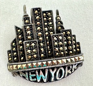 lot 48R image: Vintage Sterling Silver Marcasite New York Skyline Brooch
