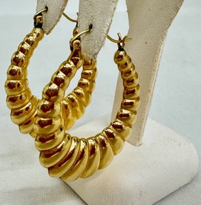 lot 51R image: Pair of 14K Gold Textured Hoop Earrings