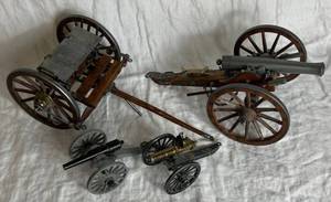 lot 32 image: Civil War Dahlgren 1861 Cannon and Limber Wagon, Penn Craft Cannon and 1883 Gatling Gun