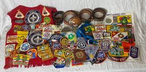 lot 40 image: Boy Scouts of America National and World Jamboree Patches and Memorabilia